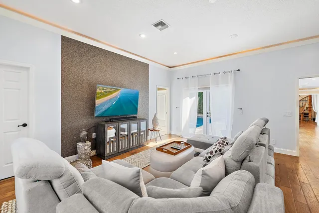 $11,200 | 542 North Cypress Drive, Tequesta, FL 33469