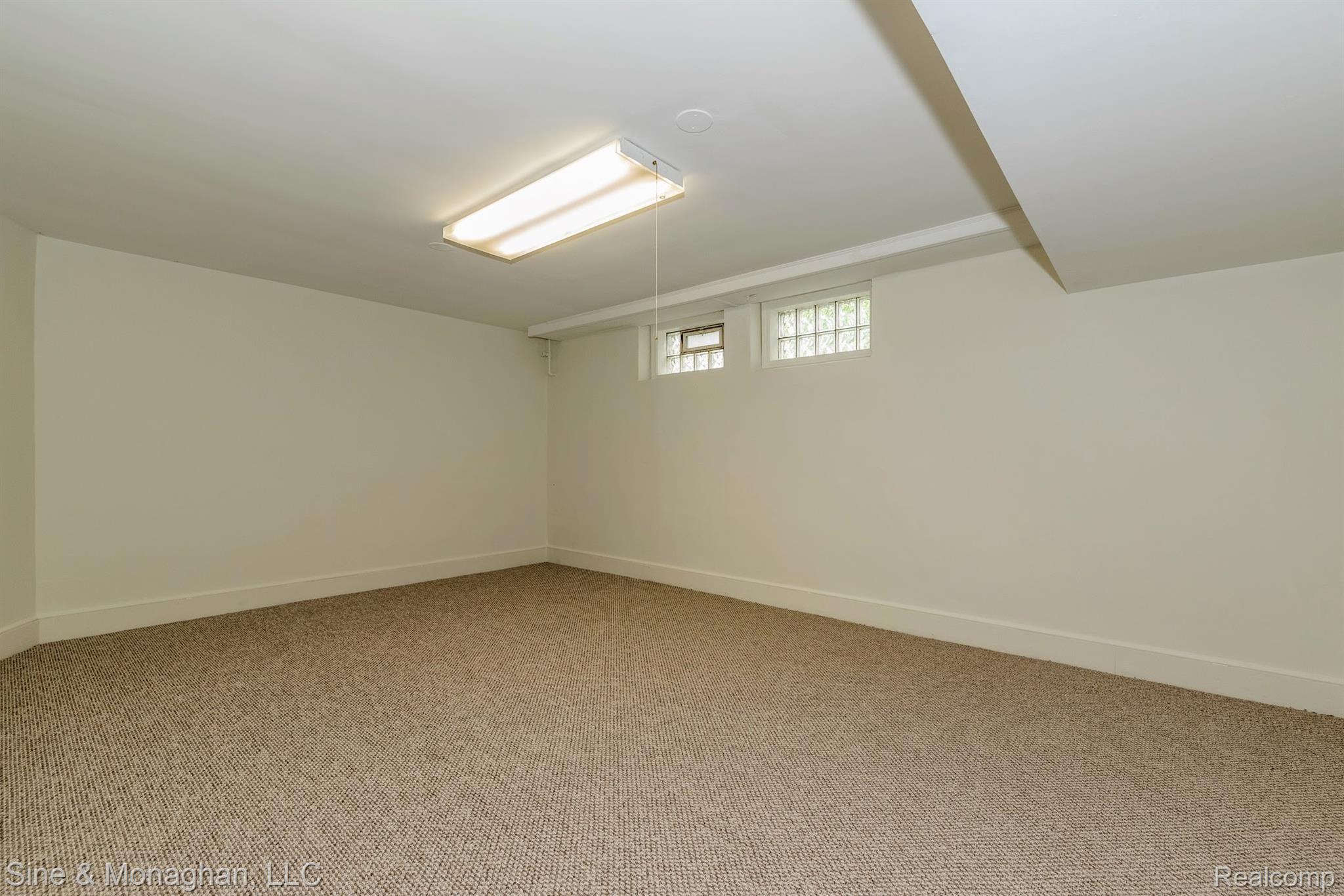 342 Touraine Road Grosse Pointe, MI 48236 - Photo 41 of 49 DSC_5083.jpg