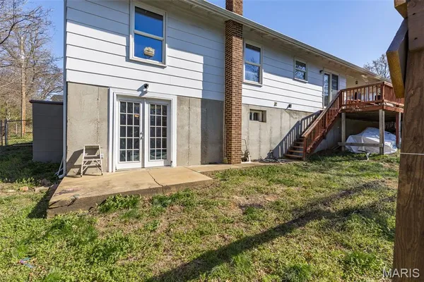 $274,900 | 404 West Lueking Drive, De Soto, MO 63020