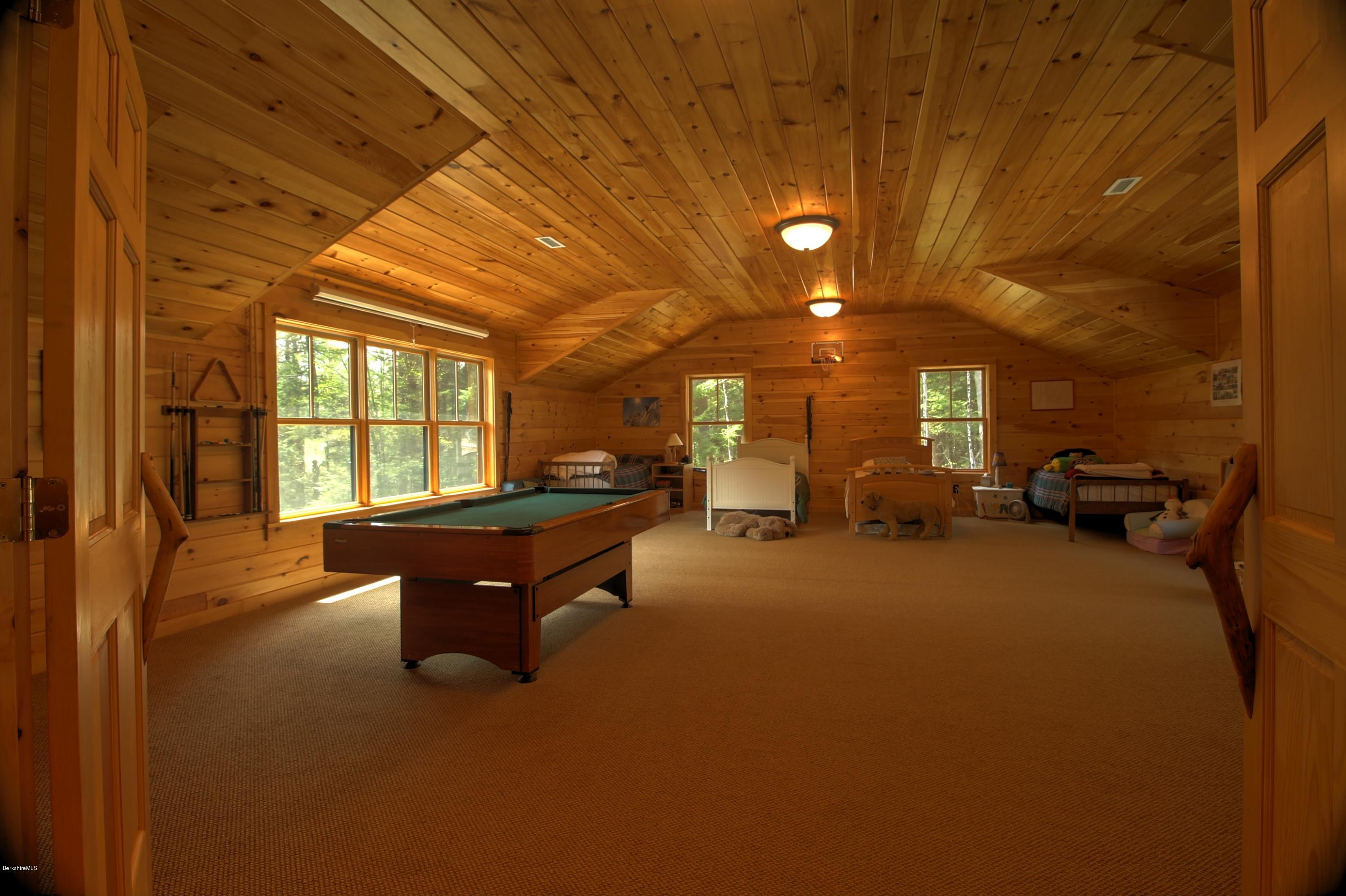 2034 Dublin Road Richmond, MA 01254 - Photo 20 of 42 family room
