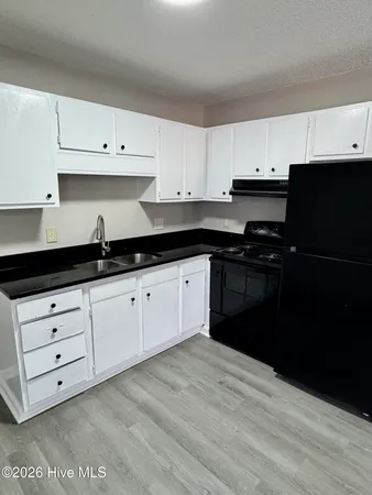 $799 | 3209 Summer Place, Unit 5, Greenville, NC 27834