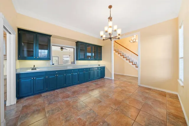 $999,777 | 316 Hcr 3123 Street West, Hillsboro, TX 76645