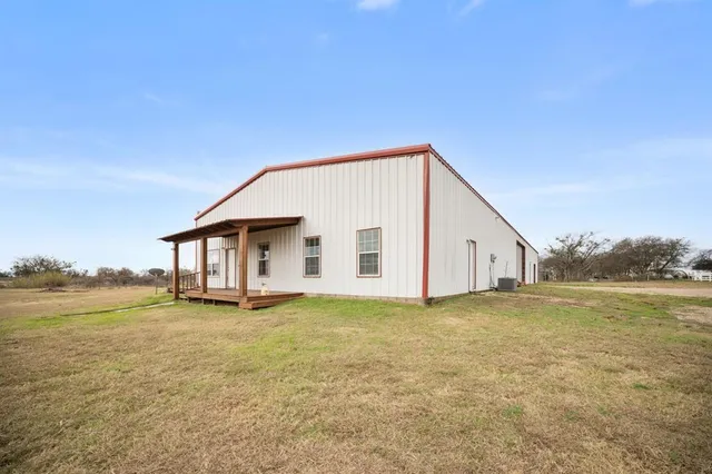 $999,777 | 316 Hcr 3123 Street West, Hillsboro, TX 76645