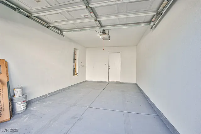 $1,750 | 3966 Starfield Lane, Las Vegas, NV 89147