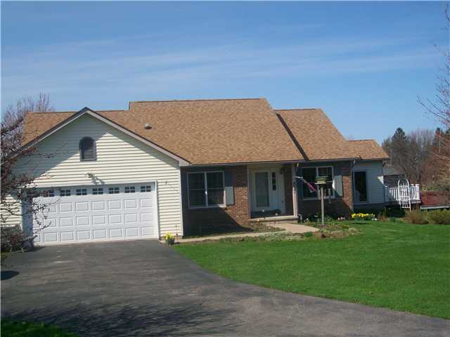 4621 Lake Road Williamson, NY 14589 - Photo 1 of 1 Exterior Front