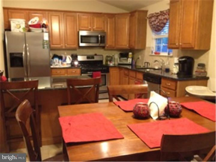 741 Ridge Drive Mantua, NJ 08051 - Photo 3 of 25 Kitchen