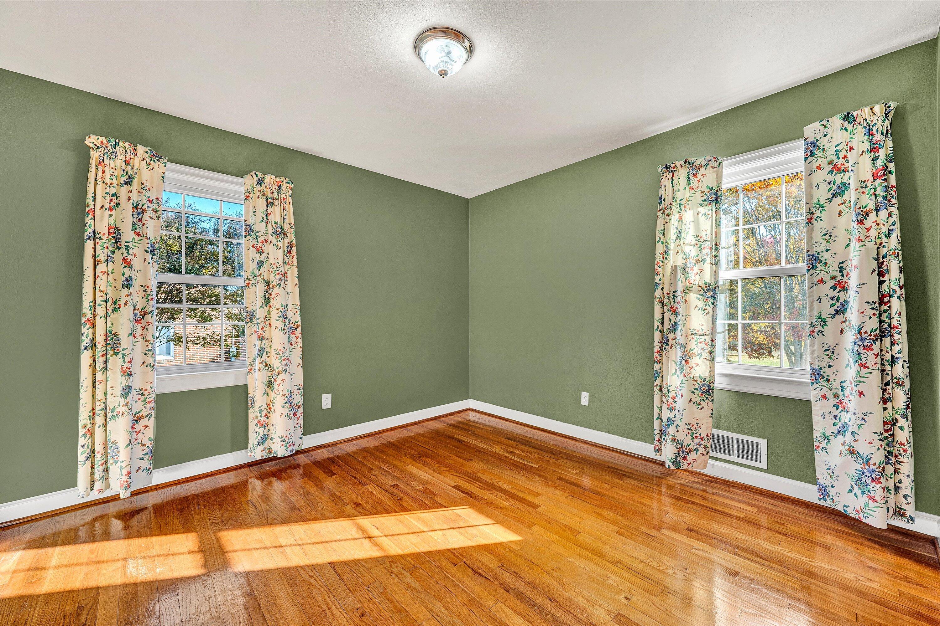 1138 Highland Road Salem, VA 24153 - Photo 13 of 32 Bedroom #2