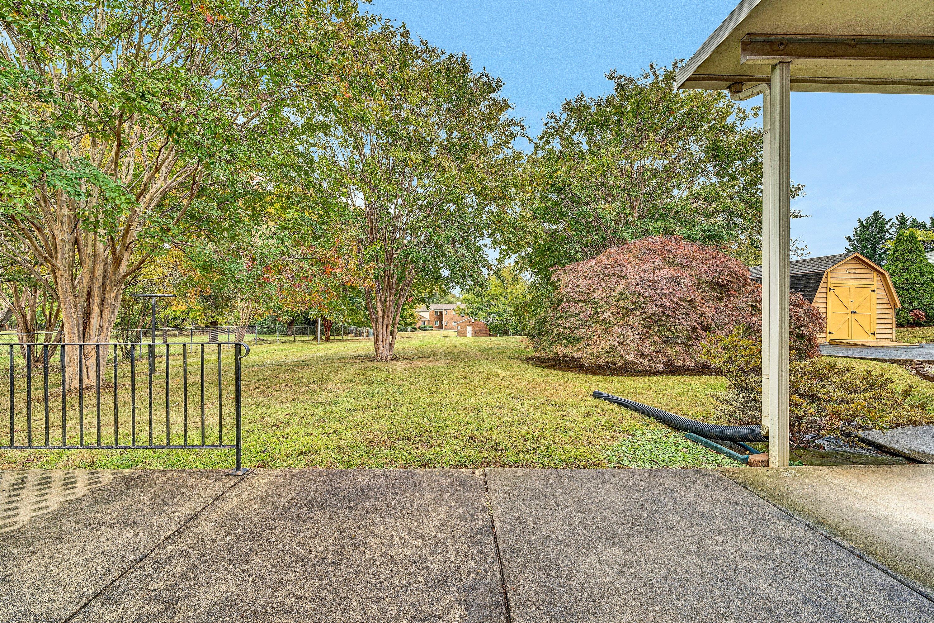 1138 Highland Road Salem, VA 24153 - Photo 28 of 32 Rear Patio to Level Backyard