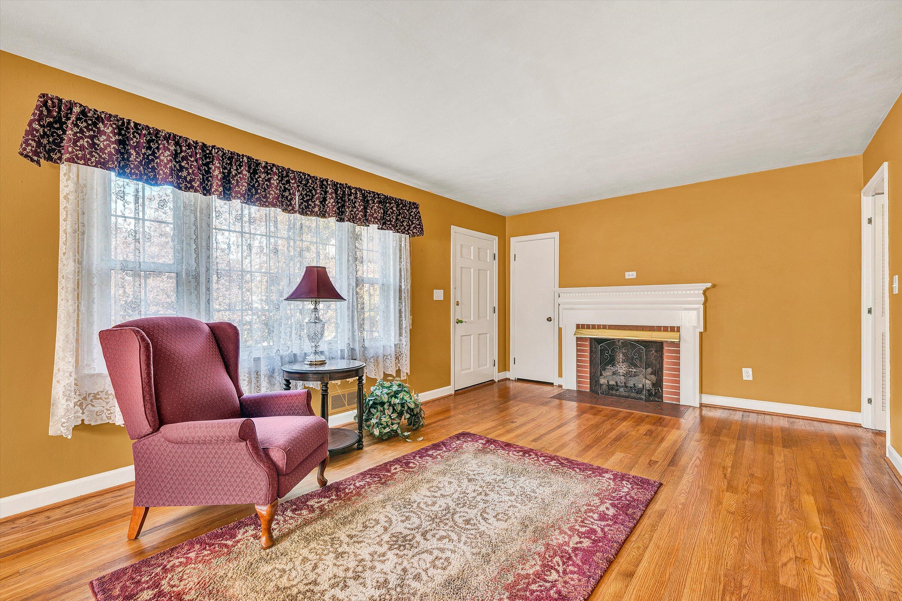 Living Room and Entry