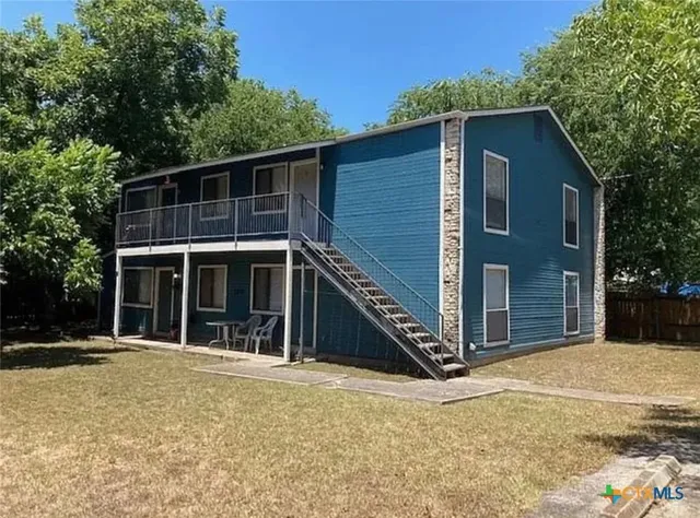 $700 | 109 Smith Lane, Unit A, San Marcos, TX 78666