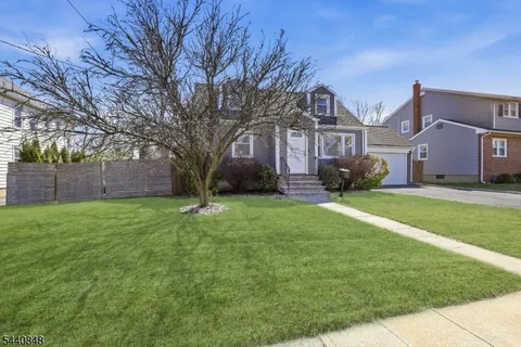 $675,000 | 239 3rd Avenue, Garwood, NJ 07027