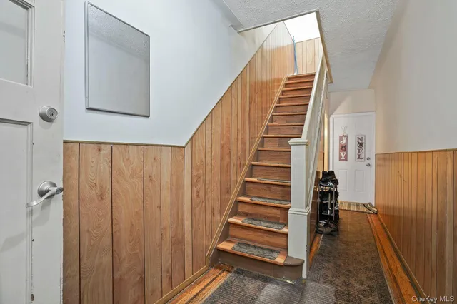 $1,199,000 | 70-49 66th Place | Glendale