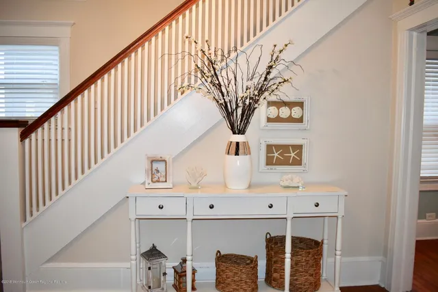 a view of entryway and hall