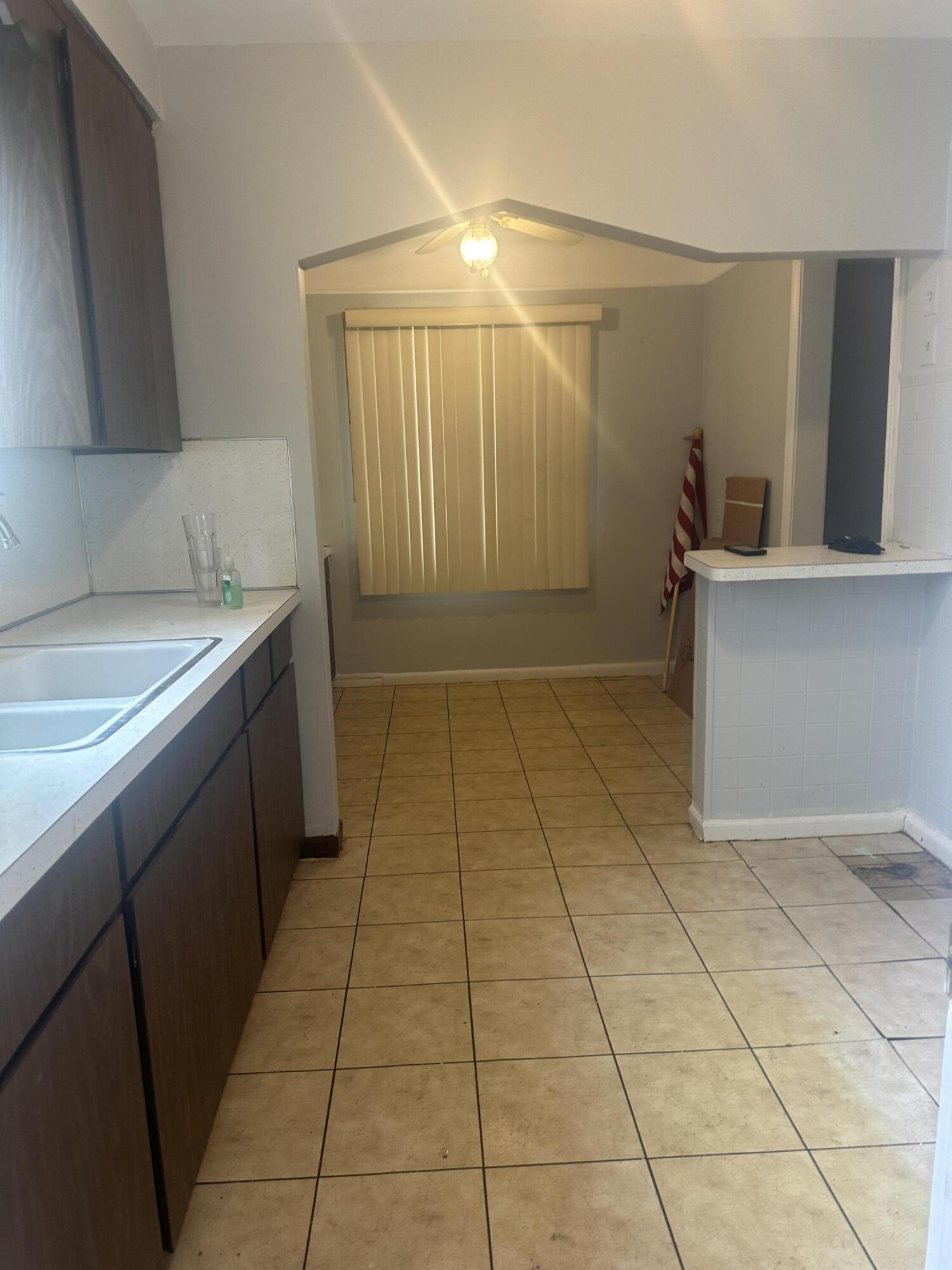 8498 Trinity Street Detroit, MI 48228 - Photo 2 of 13 IMG_3506