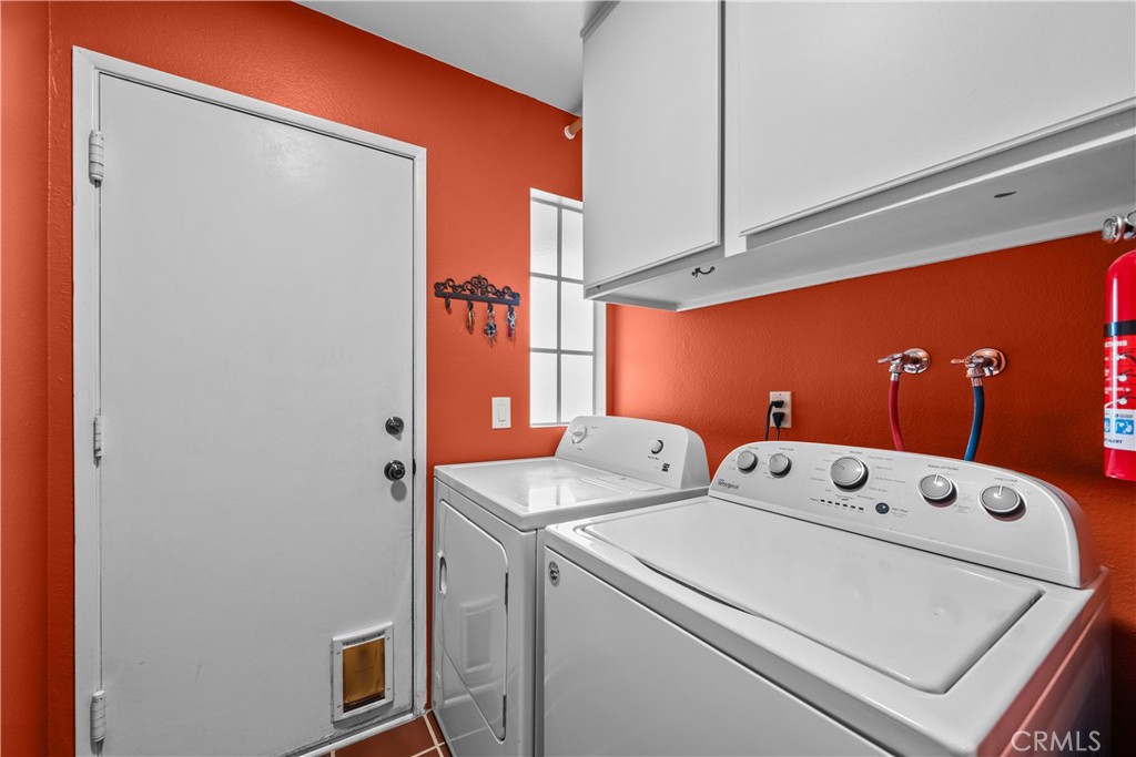 22429 Paragon Drive Saugus, CA 91350 - Photo 21 of 28