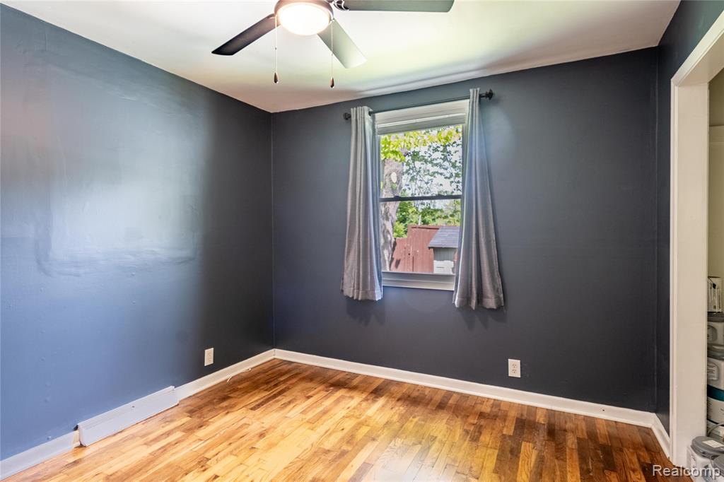 7770 Austere Road Waterford, MI 48329 - Photo 21 of 27 Gallery Image 21