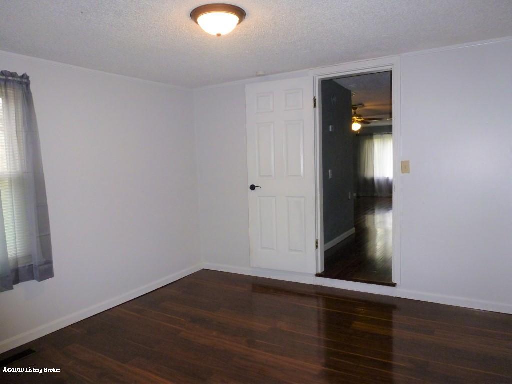 1763 Summit Road Big Clifty, KY 42712 - Photo 14 of 29 P1050552
