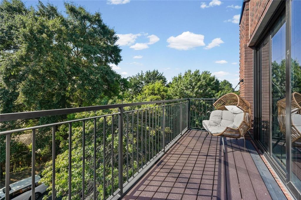 346 Peters Street Southwest, Unit 301 Atlanta, GA 30313 - Photo 32 of 44 Gallery Image 32