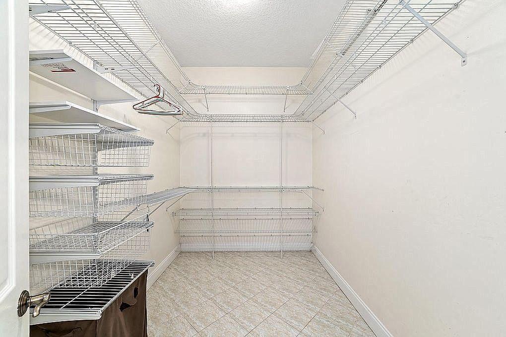 4929 Belvedere Road Haverhill, FL 33415 - Photo 17 of 31 80a4eaaa0ee1178ce0fe89b66f377200-uncropp