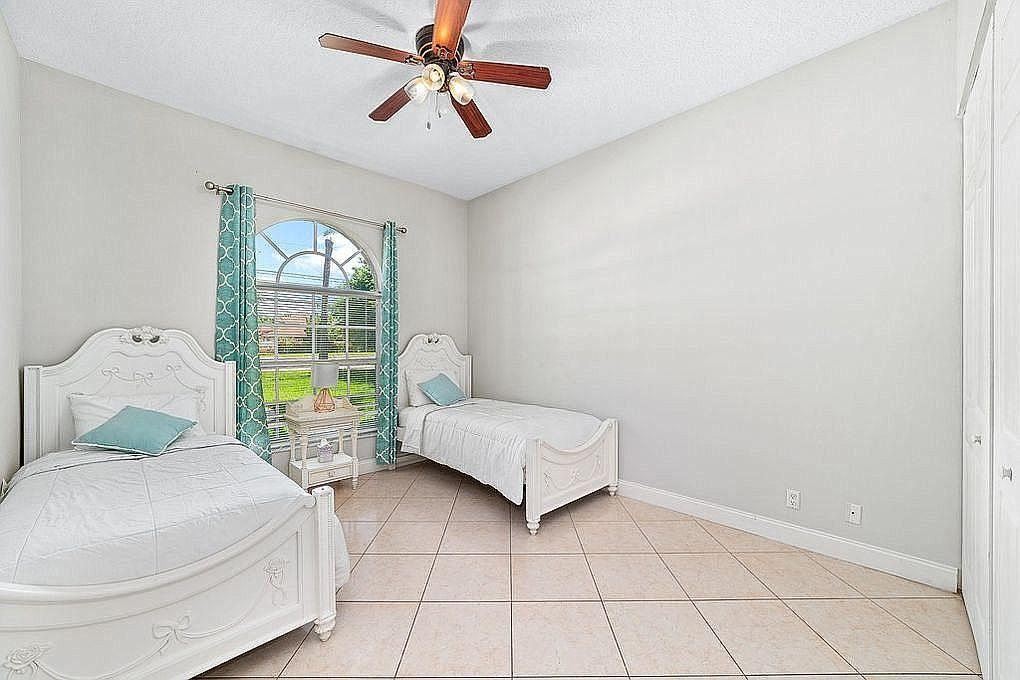 4929 Belvedere Road Haverhill, FL 33415 - Photo 22 of 31 9f6be9172b7cfd4fdb8d83242525a95d-uncropp