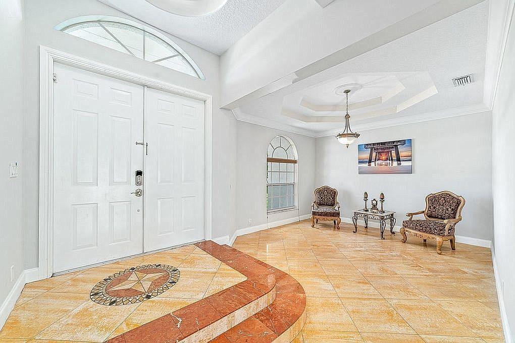 4929 Belvedere Road Haverhill, FL 33415 - Photo 4 of 31 1f2a019da1c3800e4d3154fec815cbb1-uncropp