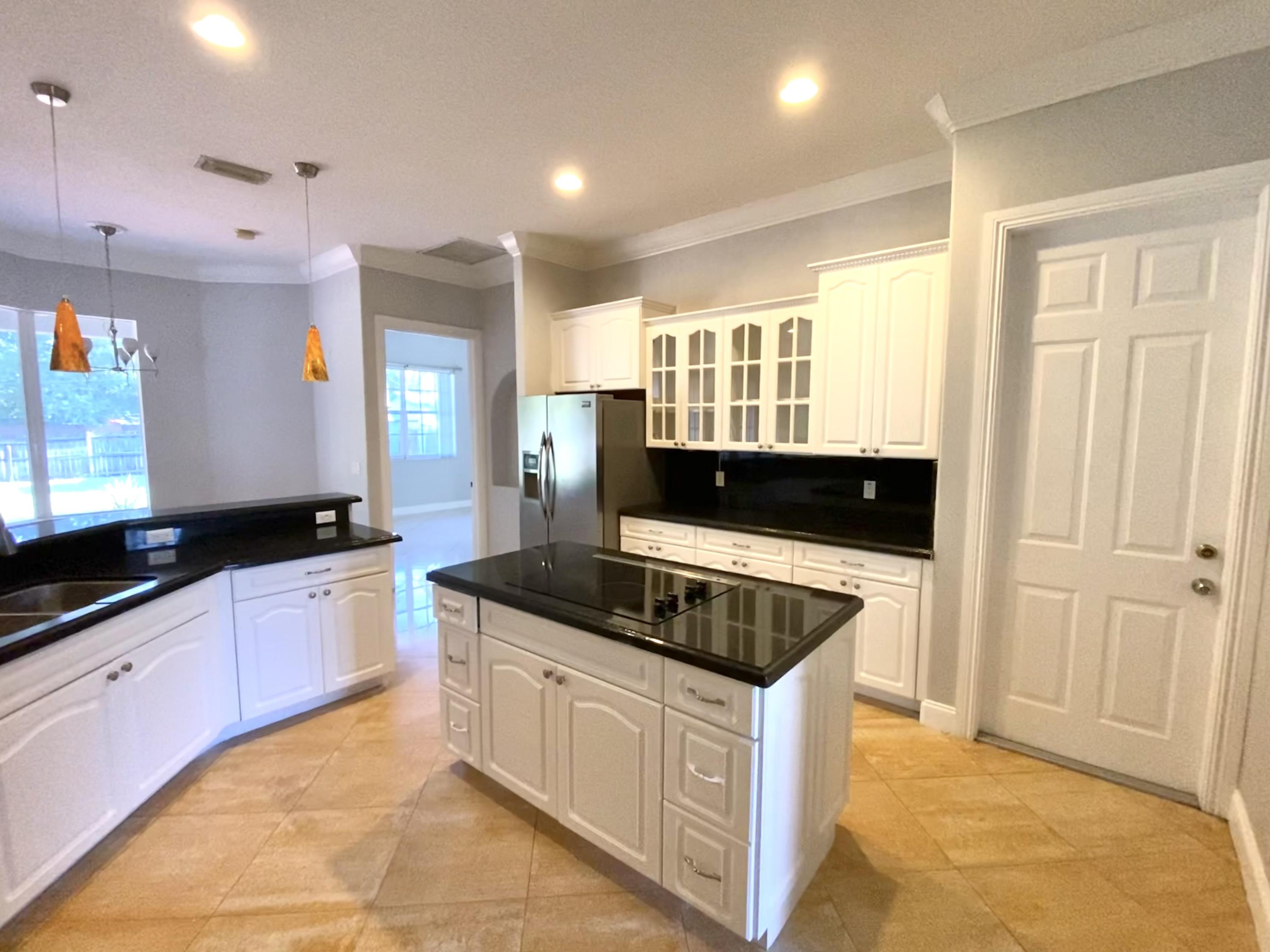 4929 Belvedere Road Haverhill, FL 33415 - Photo 9 of 31 IMG-4994