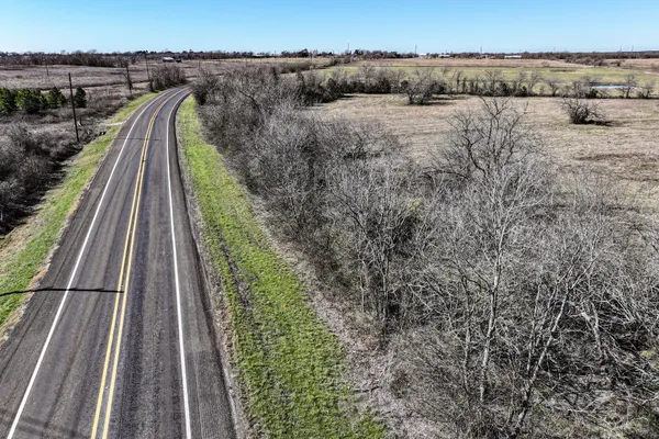 $1,500,000 | 30 West Shiro Tx 77876, Richards, TX 77873