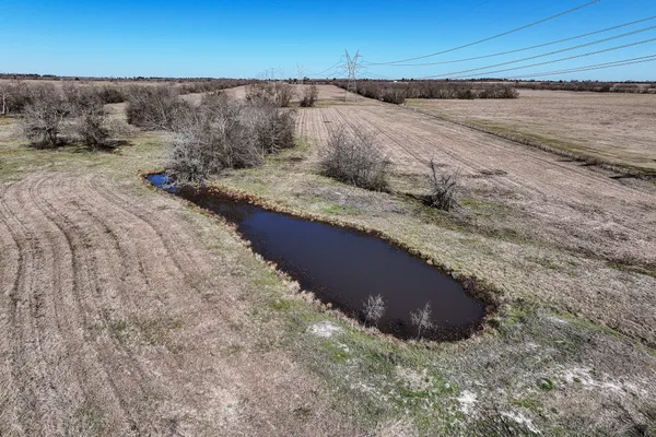 $1,500,000 | 30 West Shiro Tx 77876, Richards, TX 77873