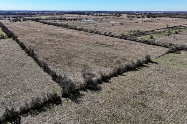 $1,500,000 | 30 West Shiro Tx 77876, Richards, TX 77873
