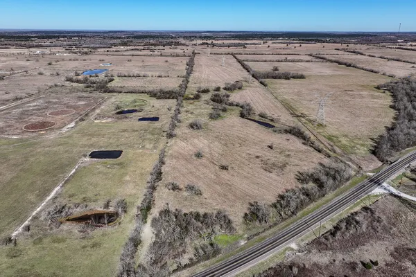 $1,500,000 | 30 West Shiro Tx 77876, Richards, TX 77873