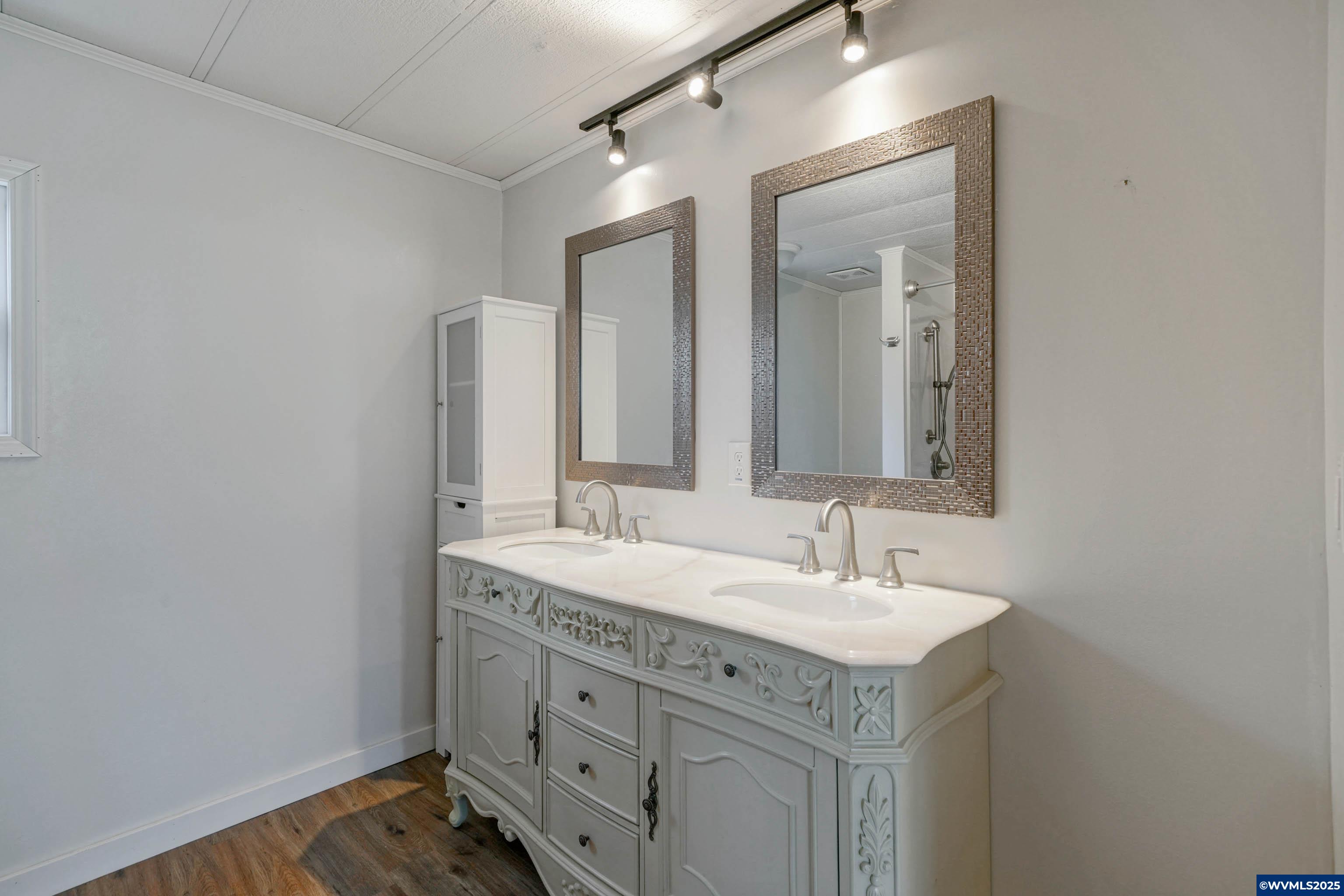 5422 Portland Road Northeast, Unit 89 Salem, OR 97305 - Photo 20 of 22 Gallery Image 20