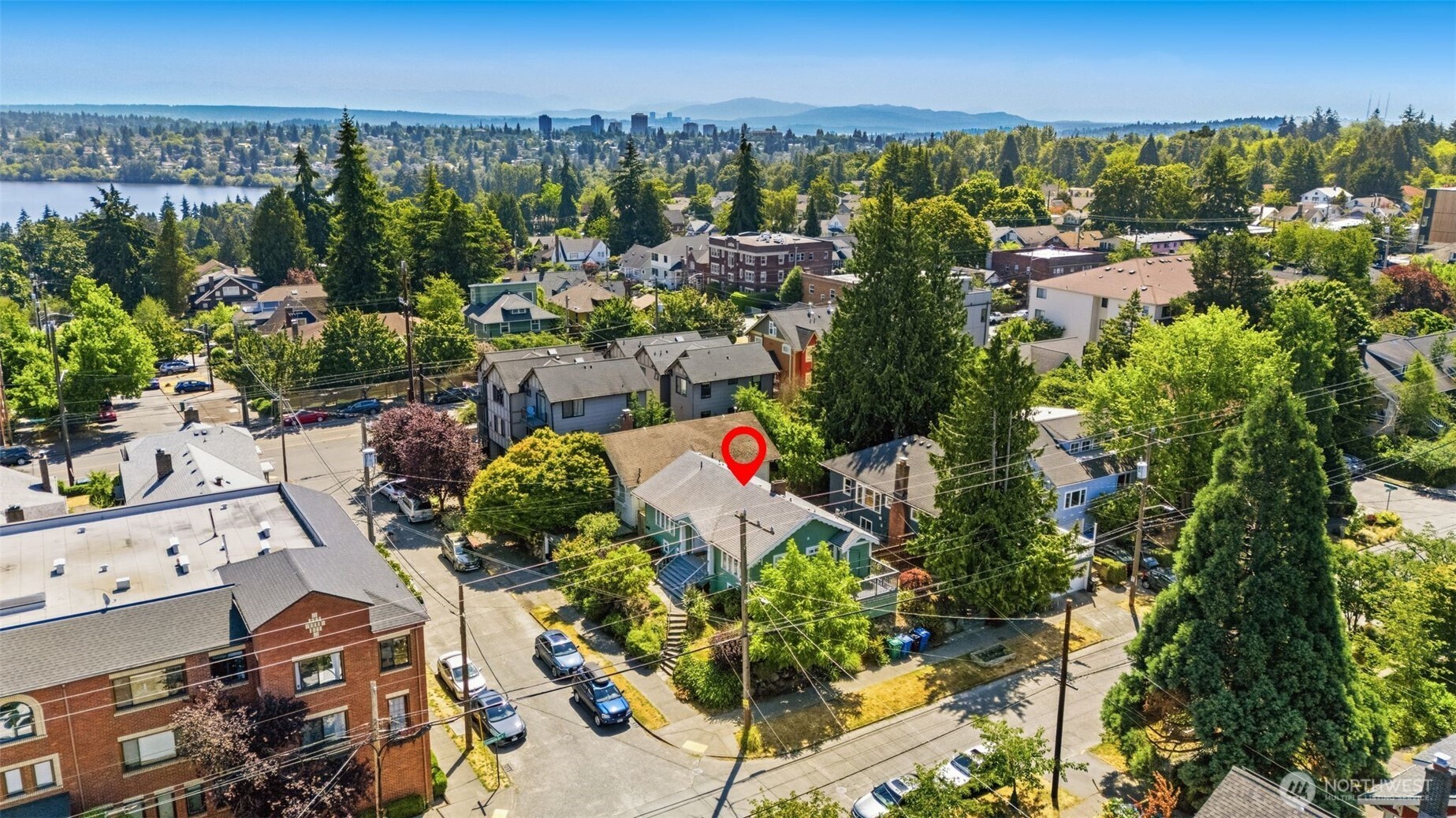 303 North 64th Street Seattle, WA 98103 - Photo 2 of 23