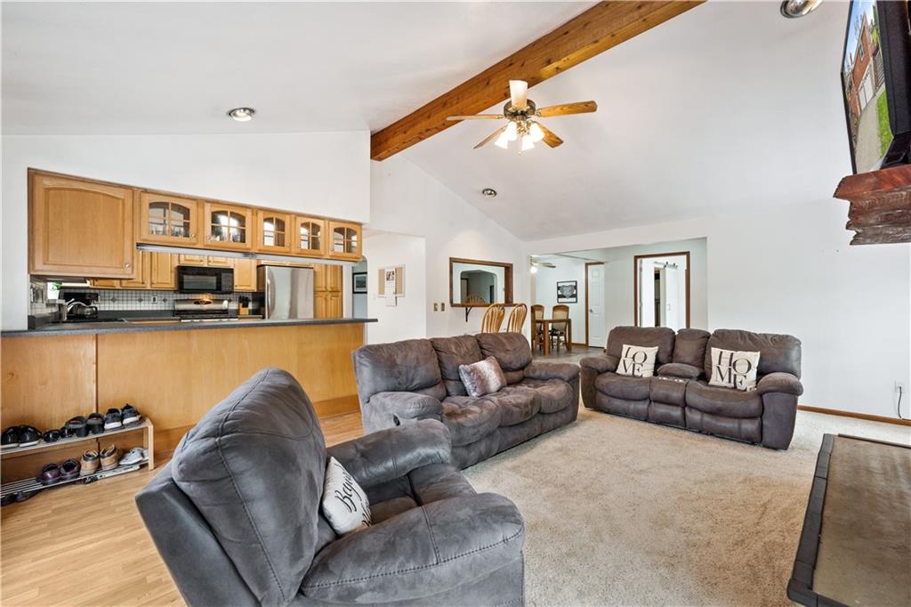 881 Robbins Station Road North Huntingdon, PA 15642 - Photo 8 of 25 Gallery Image 8
