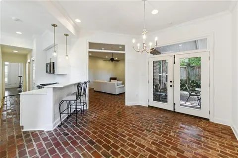 $750,000 | 7500 Windsor Drive, New Orleans, LA 70123