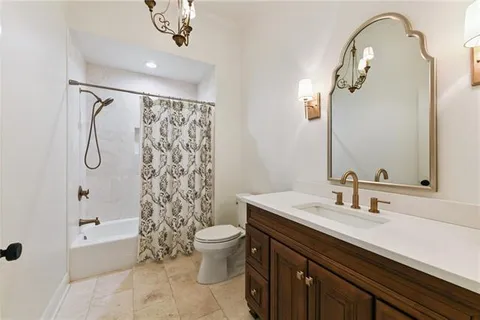 $750,000 | 7500 Windsor Drive, New Orleans, LA 70123