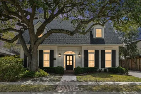 $750,000 | 7500 Windsor Drive, New Orleans, LA 70123