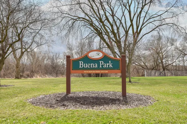 $224,900 | 1612 South Coachlight Drive, New Berlin, WI 53151