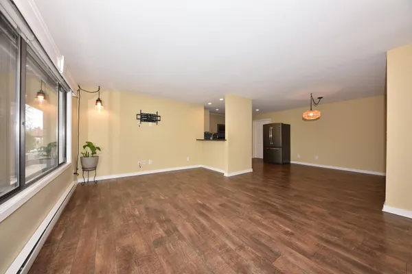 $224,900 | 1612 South Coachlight Drive, New Berlin, WI 53151
