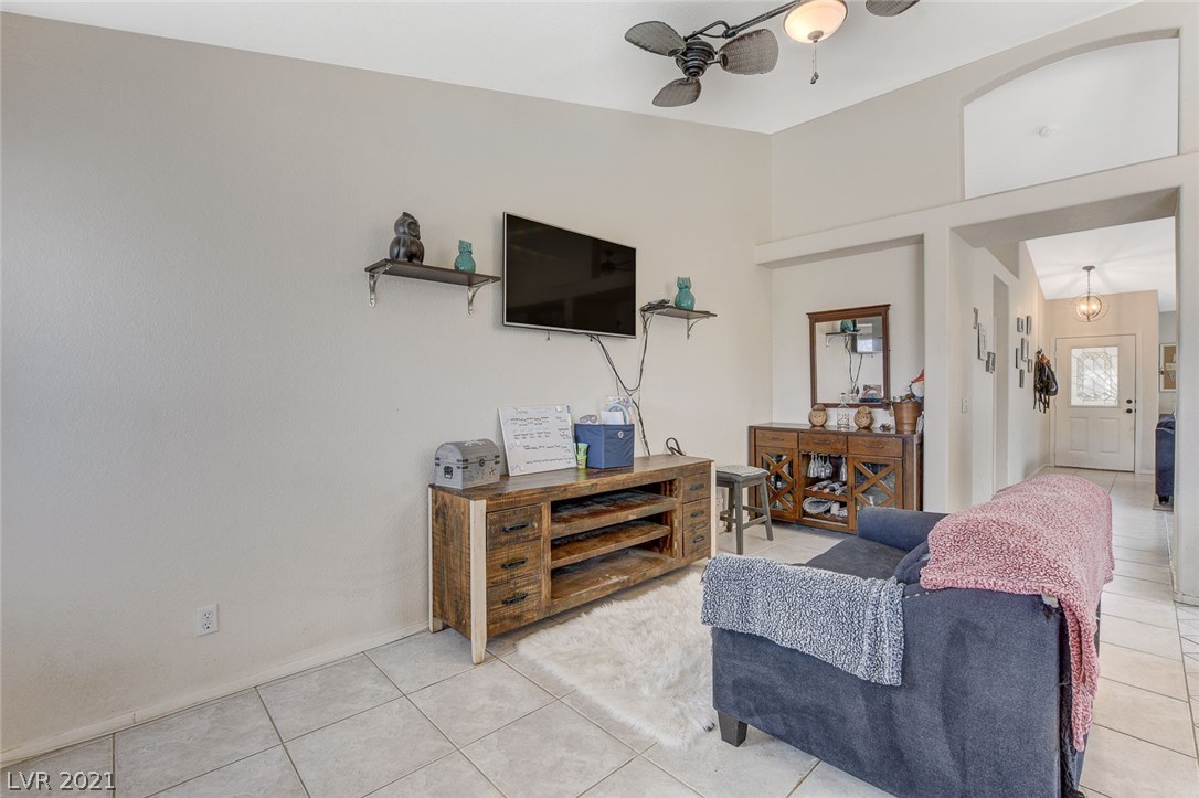 1928 Jack Rabbit Way Las Vegas, NV 89128 - Photo 13 of 40 Gallery Image 13