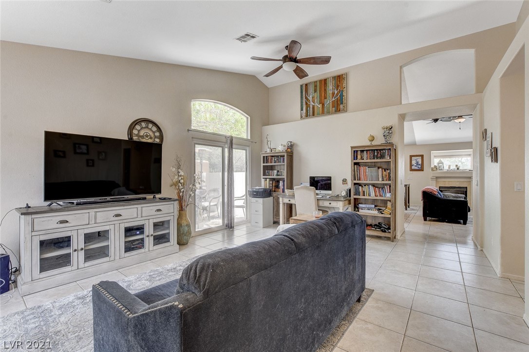 1928 Jack Rabbit Way Las Vegas, NV 89128 - Photo 6 of 40 Gallery Image 6