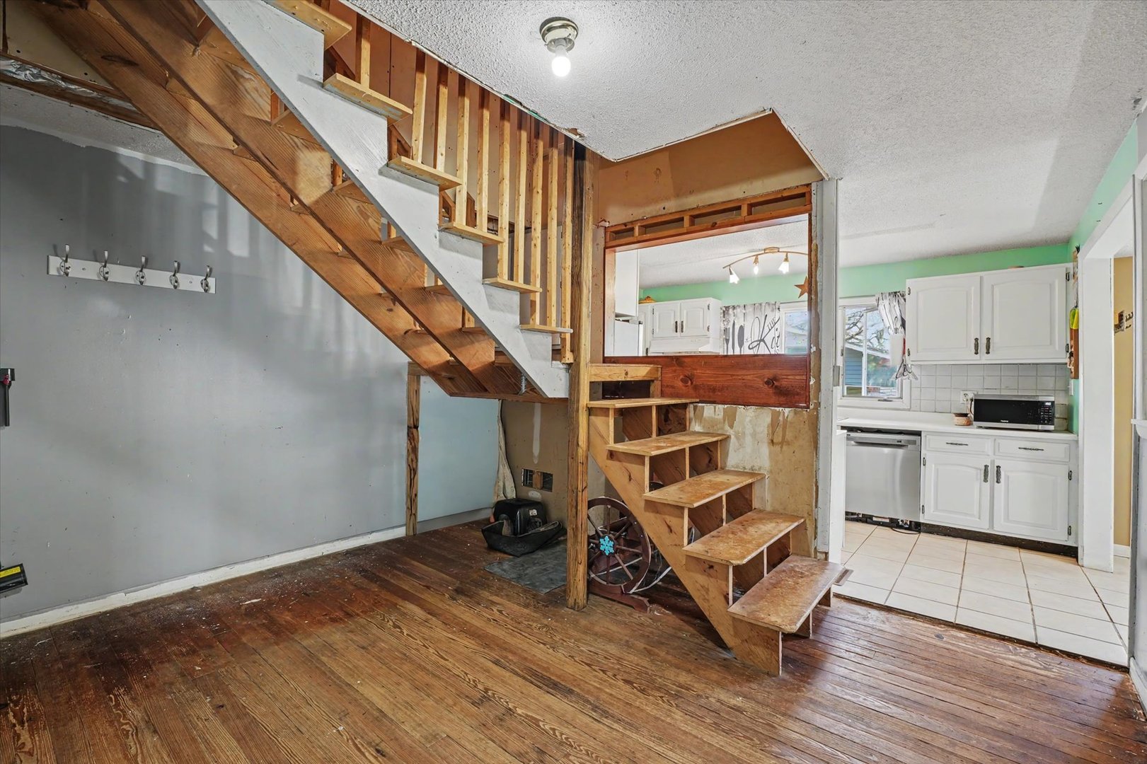 707 North Gray Street Sidell, IL 61876 - Photo 11 of 34