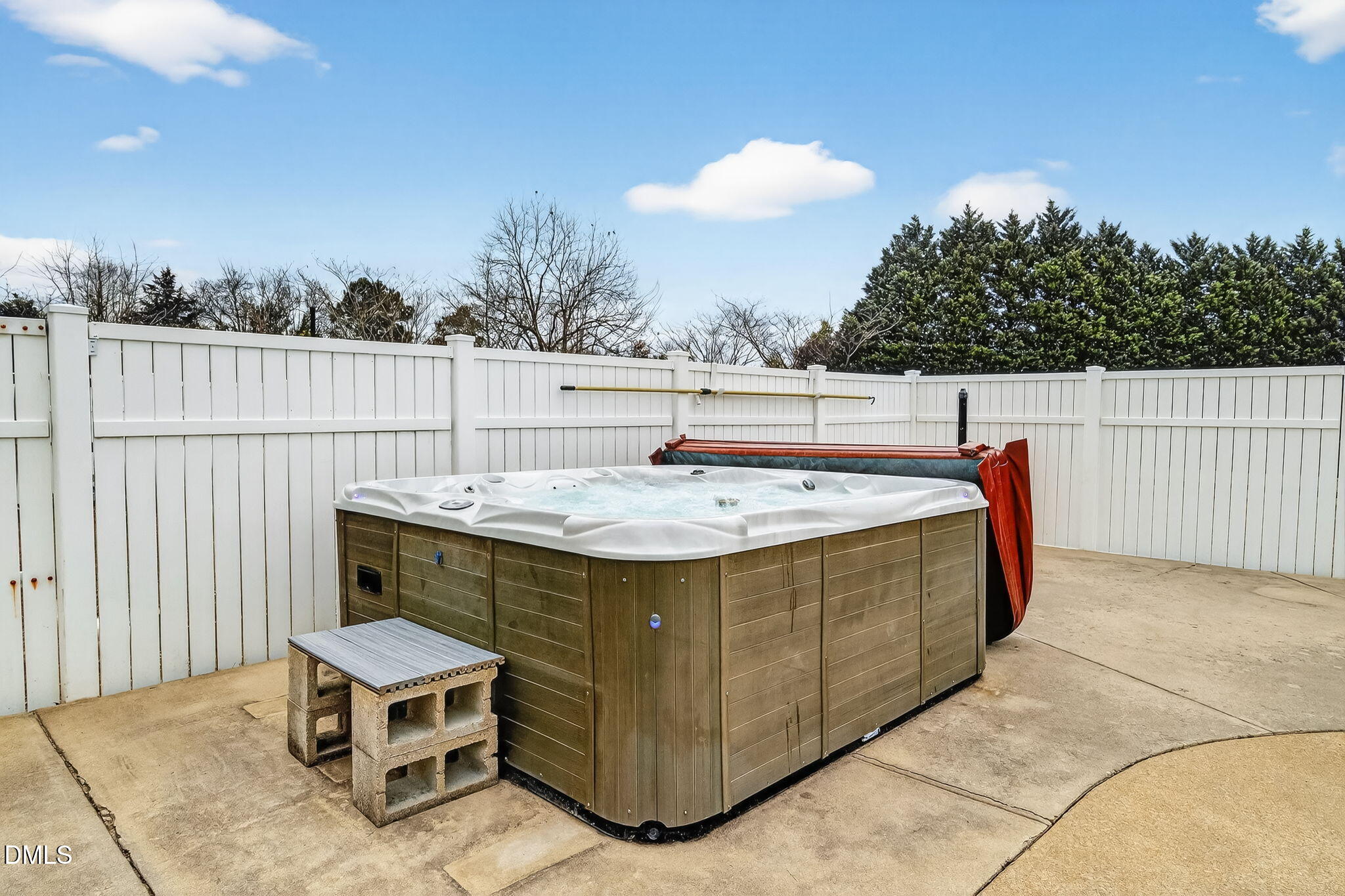 9605 Sauls Road Raleigh, NC 27603 - Photo 81 of 100 Hot tub