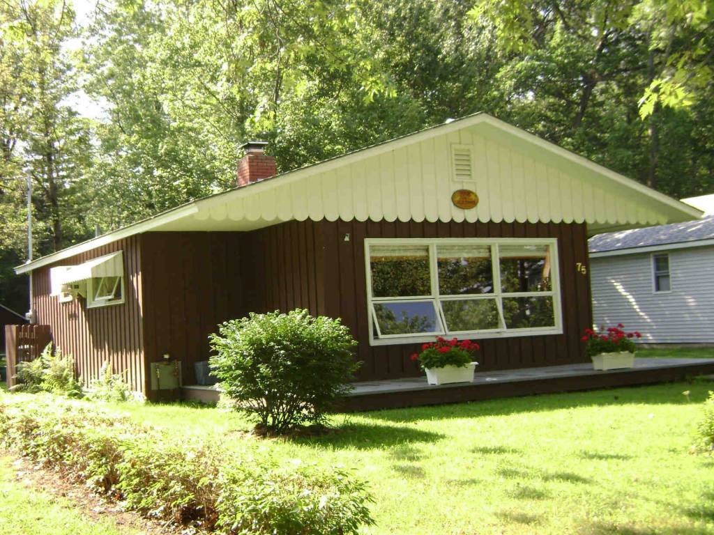 75 Beach Road Colchester, VT 05446 - Photo 3 of 18 Gallery Image 3