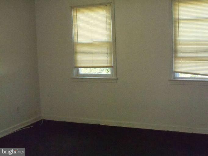 4261 Edson Place Northeast Washington, DC 20019 - Photo 5 of 10 Living Room