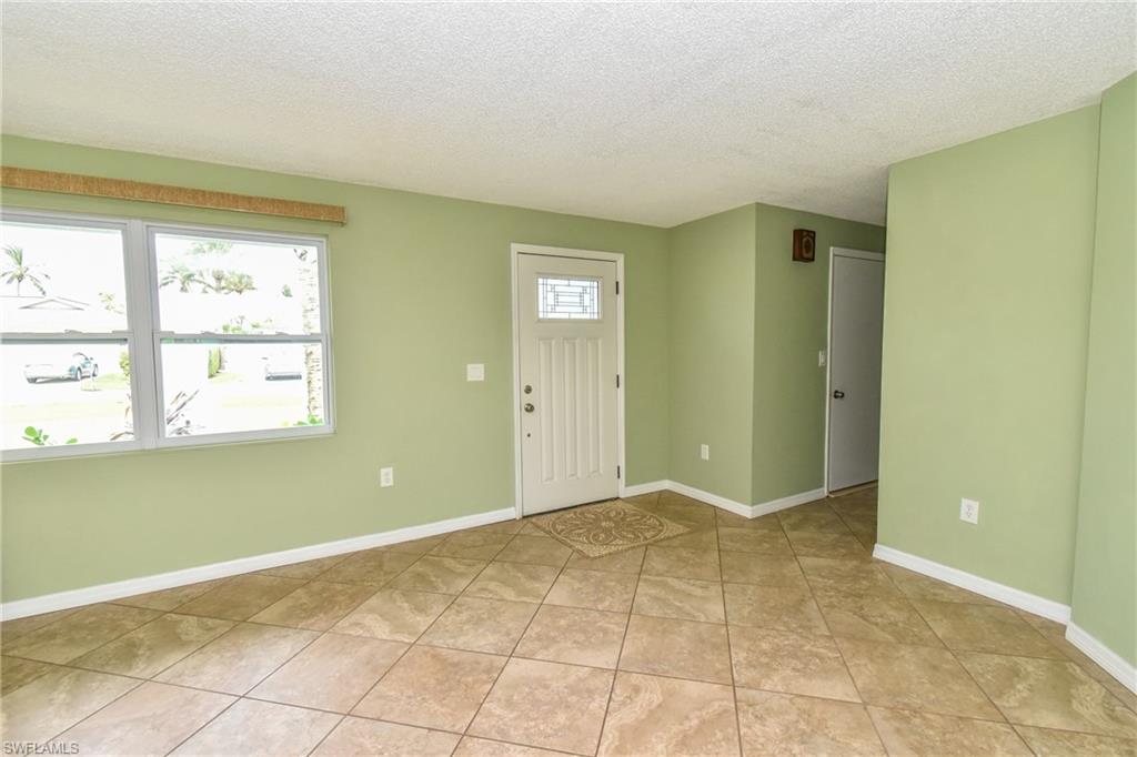 2408 Clipper Way Naples, FL 34104 - Photo 10 of 31 Gallery Image 10