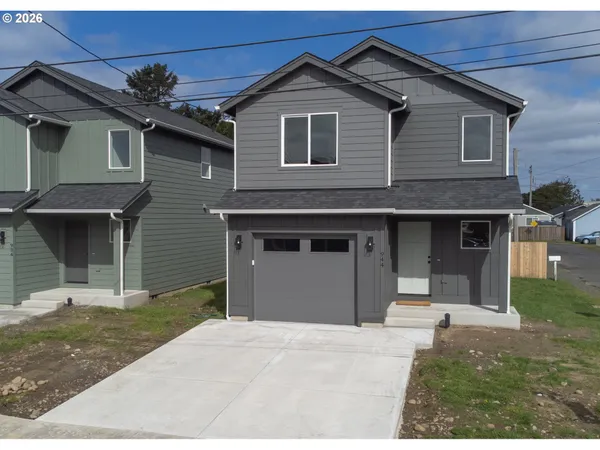$469,000 | 944 H Avenue, Seaside, OR 97138