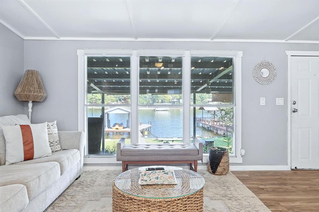 150 Red Bluff Loop Mabank, TX 75156 - Photo 16 of 26 a living room with furniture and a potted plant
