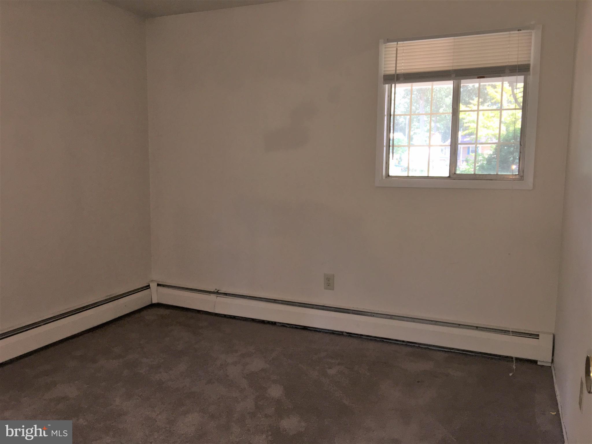 1622 Long Point Road Pasadena, MD 21122 - Photo 22 of 30 Bedroom