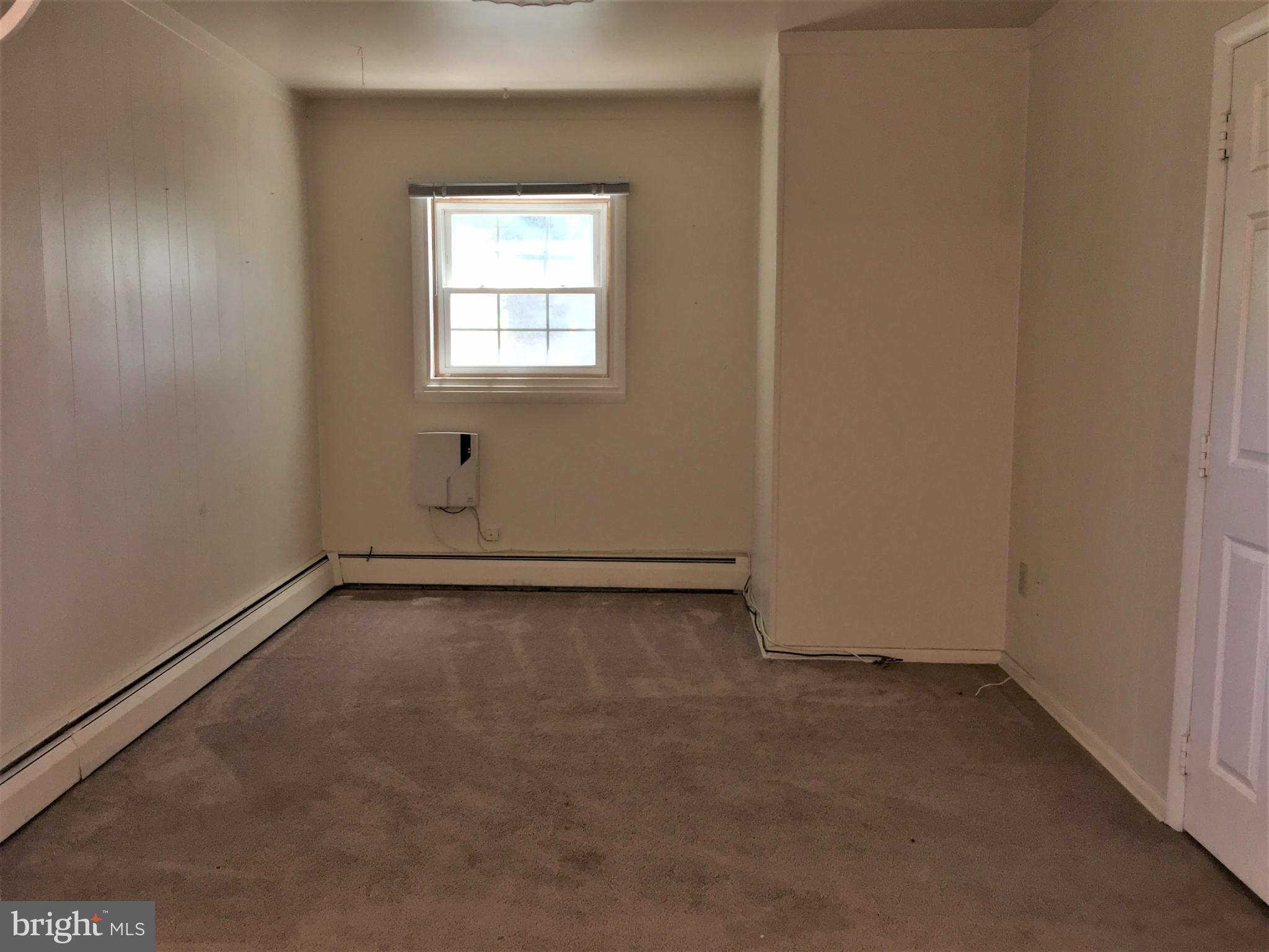 1622 Long Point Road Pasadena, MD 21122 - Photo 8 of 30 Dining Room