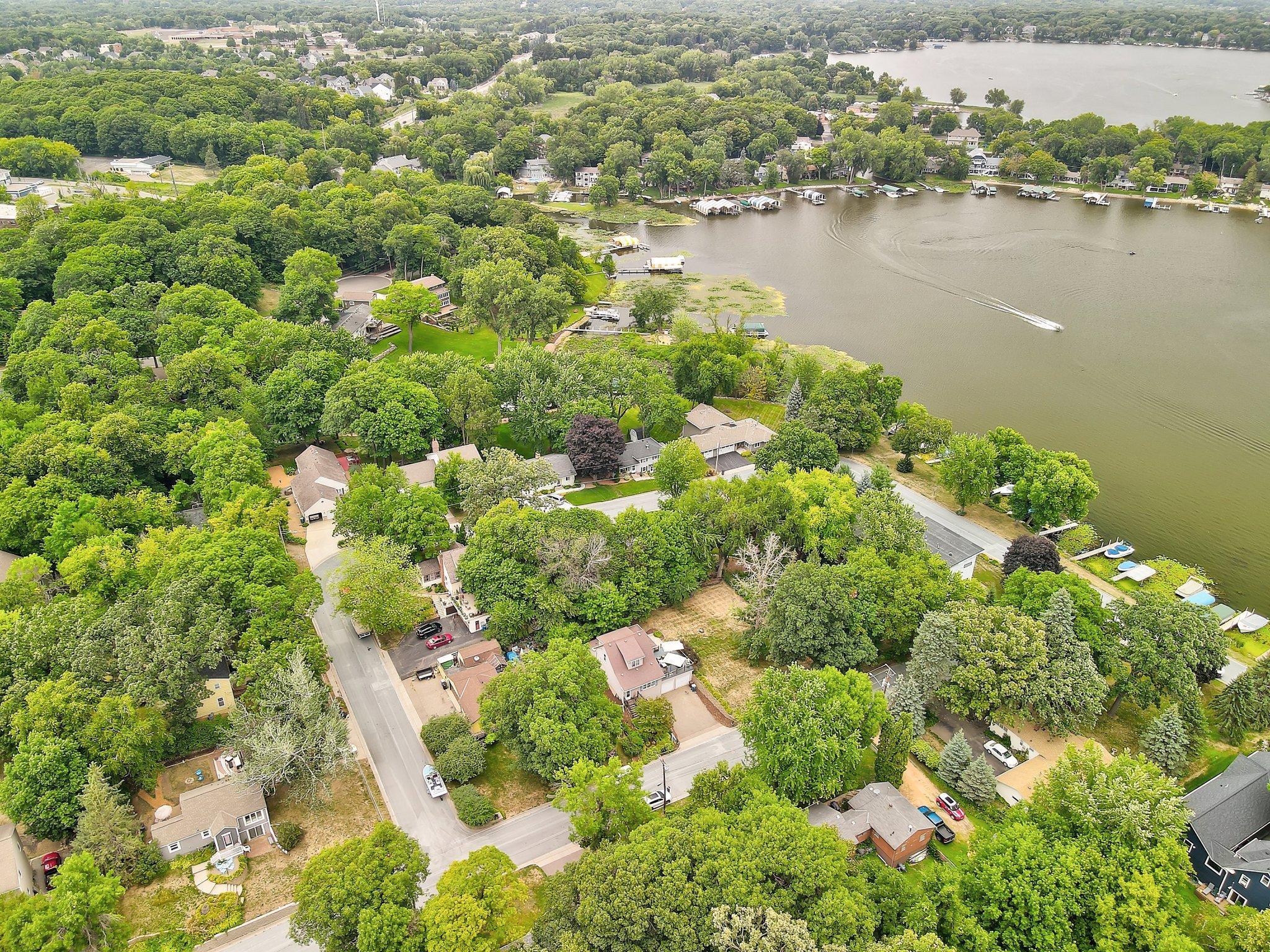5444 Spruce Road Mound, MN 55364 - Photo 11 of 37 Gallery Image 11